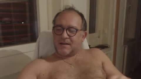 Snapshot of coquin369 chatting on October 2025 08:20:01 PM Coquin369 online show from October 2025 08:20:01 PM