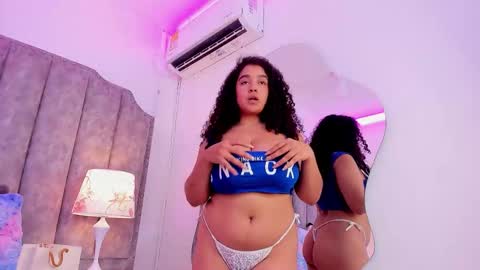 Snapshot of coralharmon chatting on October 2025 09:59:02 PM coralharmon online show from October 2025 09:59:02 PM