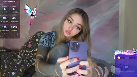 Snapshot of coralie20 chatting on January 2025 11:00:02 AM coralie20 online show from January 2025 11:00:02 AM
