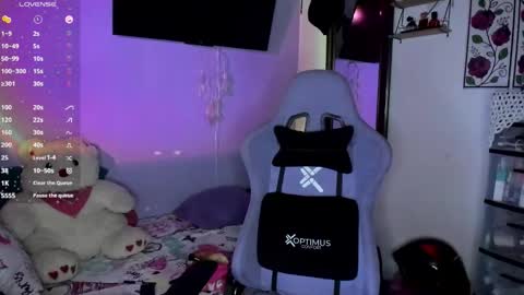 corina online show from October 2025 02:12:02 AM