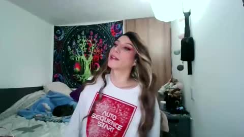 Snapshot of cosmic_crystal chatting on November 2025 09:24:01 PM cosmic_crystal online show from November 2025 09:24:01 PM