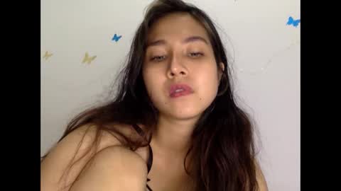 Liz Gwyneth Charlota online show from December 2024 11:55:01 AM