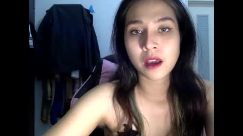 Liz Gwyneth Charlota online show from December 2024 12:27:01 PM