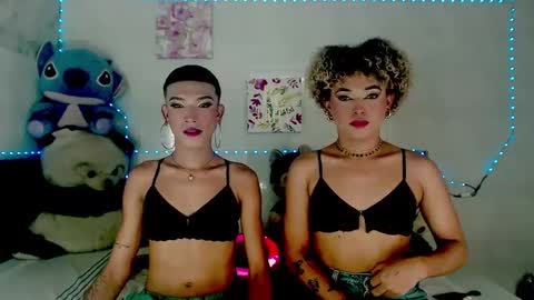 Snapshot of couple_sweet1016 chatting on October 2025 01:35:01 AM ALEXA KIM online show from October 2025 01:35:01 AM