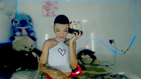 Snapshot of couple_sweet1016 chatting on October 2025 09:57:01 PM ALEXA KIM online show from October 2025 09:57:01 PM