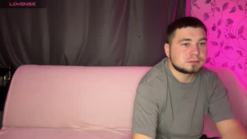 Snapshot of coupleinspire chatting on October 2025 08:21:02 PM Emily Ryan online show from October 2025 08:21:02 PM