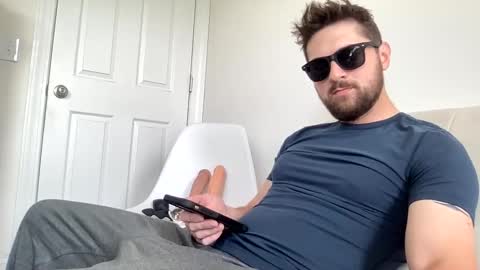 covert_rhino online show from October 2025 04:15:02 PM