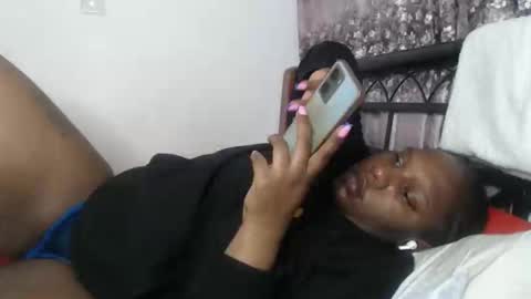 Erykah online show from October 2025 11:35:02 PM