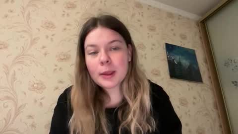 Snapshot of crave_elise chatting on October 2025 02:07:02 PM Elise online show from October 2025 02:07:02 PM