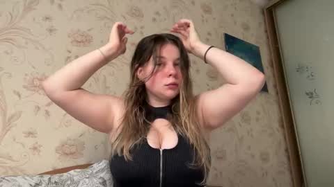 Snapshot of crave_elise chatting on October 2025 05:48:02 AM Elise online show from October 2025 05:48:02 AM