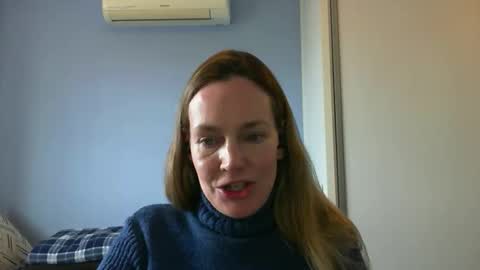 Anny online show from September 2025 04:10:02 PM