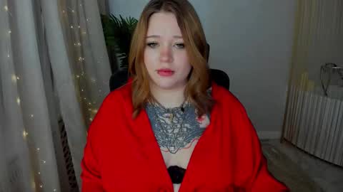 Snapshot of crazydaisiy chatting on January 2025 06:27:01 PM crazydaisiy online show from January 2025 06:27:01 PM