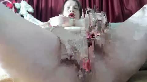LAURA online show from January 2025 11:44:02 PM