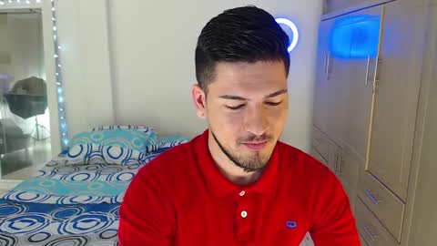 Bull online show from October 2025 04:12:01 AM