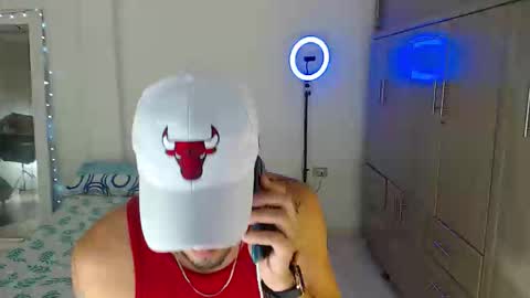 Bull online show from October 2025 03:51:02 AM