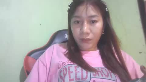 Snapshot of creamy_dara chatting on October 2025 03:02:02 PM creamy dara online show from October 2025 03:02:02 PM