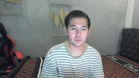 Snapshot of creamynow chatting on December 2024 01:40:01 PM BareCreamyCum online show from December 2024 01:40:01 PM