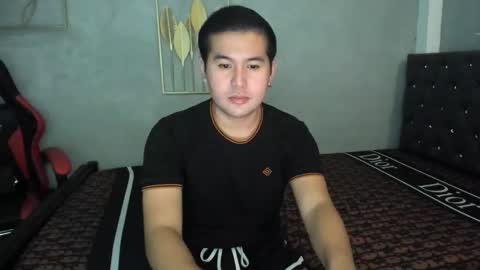 Snapshot of creamynow chatting on December 2024 12:39:02 PM BareCreamyCum online show from December 2024 12:39:02 PM