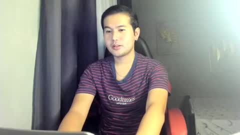 Snapshot of creamynow chatting on December 2024 12:38:01 PM BareCreamyCum online show from December 2024 12:38:01 PM