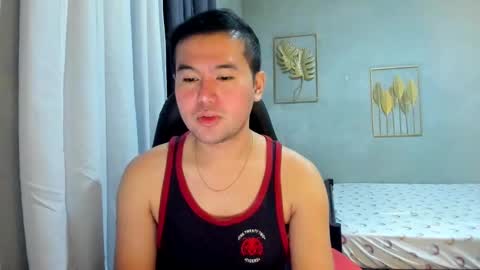 Snapshot of creamynow chatting on February 2025 12:11:02 PM BareCreamyCum online show from February 2025 12:11:02 PM