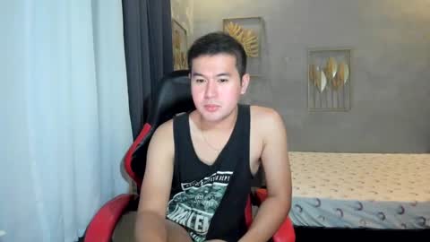 Snapshot of creamynow chatting on February 2025 06:24:02 PM BareCreamyCum online show from February 2025 06:24:02 PM