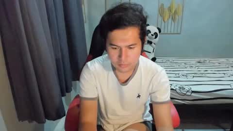 Snapshot of creamynow chatting on October 2025 05:59:01 AM BareCreamyCum online show from October 2025 05:59:01 AM