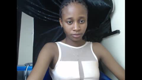 creamyxmuffin online show from March 2025 07:15:02 PM