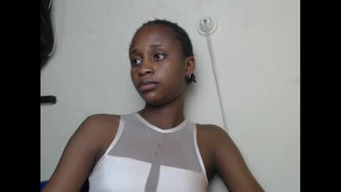 creamyxmuffin online show from March 2025 10:19:02 PM