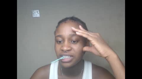 creamyxmuffin online show from September 2025 06:46:02 AM