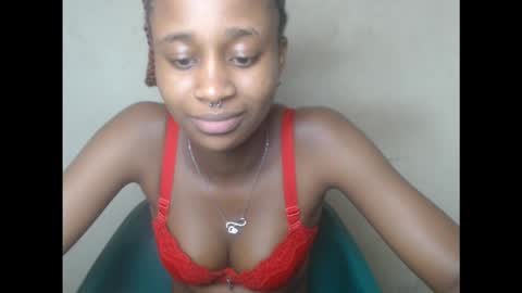 creamyxmuffin online show from September 2025 10:48:01 AM