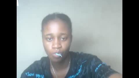 creamyxmuffin online show from September 2025 07:40:02 AM