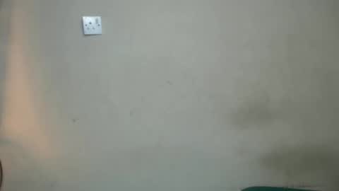 creamyxmuffin online show from September 2025 08:07:01 AM