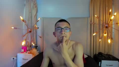 Crimsonsecrets  online show from September 2025 12:06:01 PM