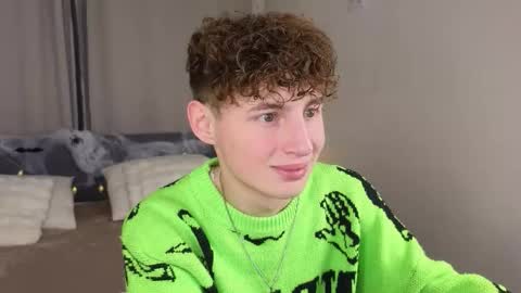 Snapshot of crisp1n chatting on November 2025 02:52:02 PM Chris online show from November 2025 02:52:02 PM