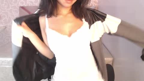 cristal1_ch online show from September 2025 10:21:02 PM