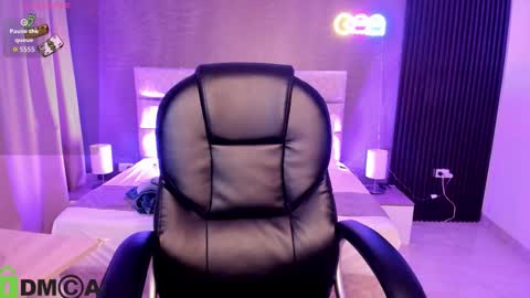 Snapshot of cristal__adams chatting on October 2025 12:35:02 PM cristal__adams online show from October 2025 12:35:02 PM