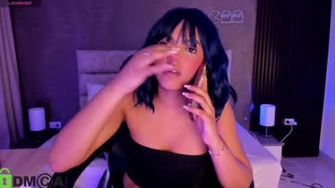 Snapshot of cristal__adams chatting on November 2025 11:42:02 AM cristal__adams online show from November 2025 11:42:02 AM