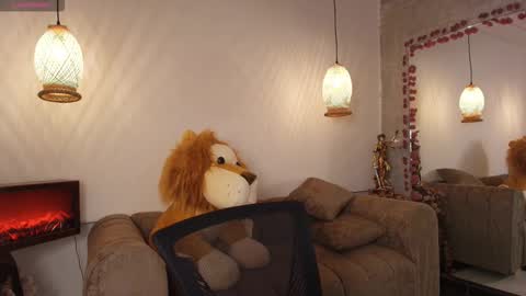 CRISTAL online show from October 2025 08:19:02 PM