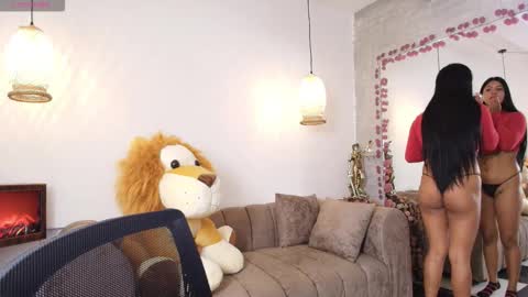 CRISTAL online show from October 2025 02:17:02 PM