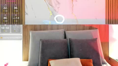 Cristal online show from October 2025 01:32:02 PM