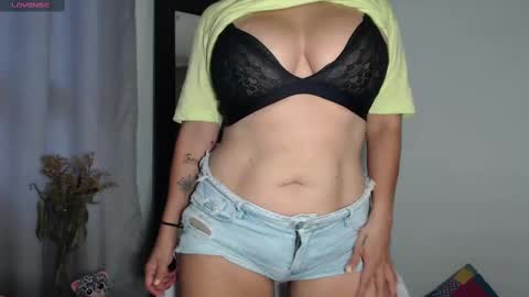 Cristal  online show from March 2025 10:32:01 PM