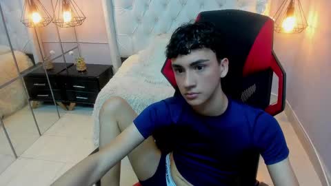 ANGEL  online show from October 2025 07:00:01 PM