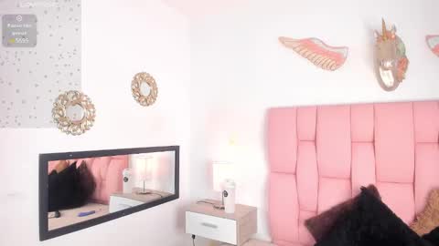 cristal online show from December 2024 03:31:01 PM