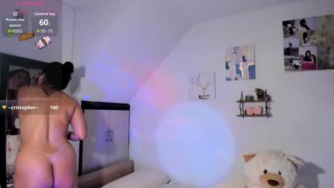 cristal online show from October 2025 12:50:01 PM