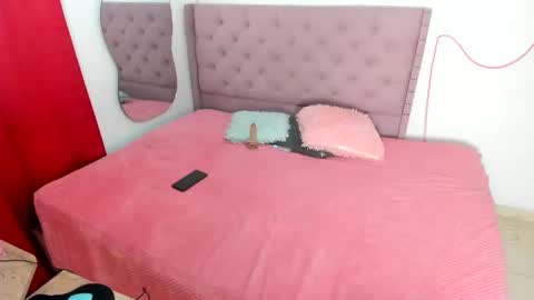 cristalsexi_69 online show from November 2025 03:25:01 PM