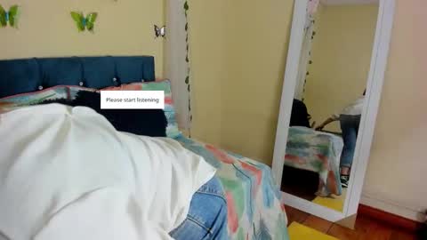 cristal walker online show from September 2025 10:20:01 AM