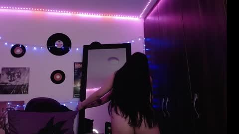 Snapshot of cristin_moon chatting on March 2025 05:45:01 PM Christina online show from March 2025 05:45:01 PM