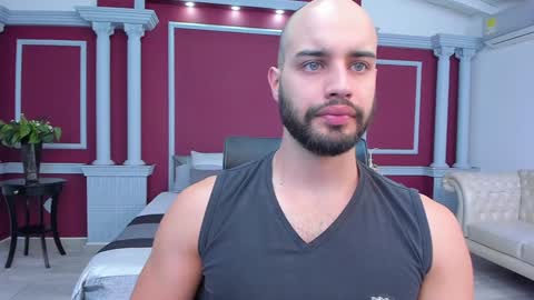 Cristobal Alzate online show from December 2024 10:50:01 AM
