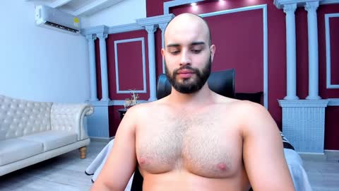 Cristobal Alzate online show from December 2024 02:00:02 PM