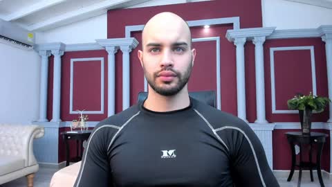 Cristobal Alzate online show from January 2025 11:16:01 AM